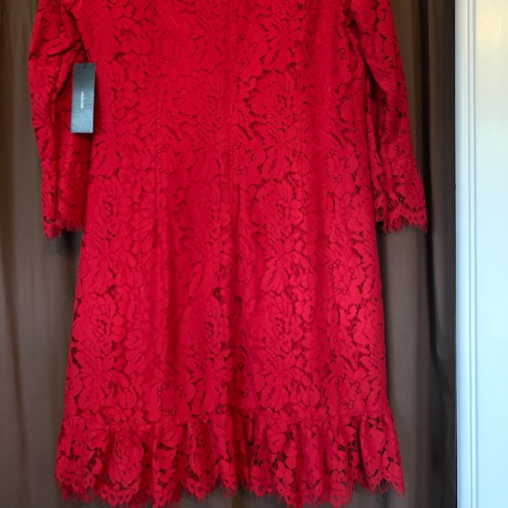 Lulu’s red lace dress